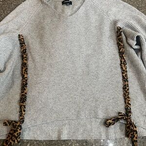 Symmetry Gray Sweater with Leopard Print Ties Hi-Low Thick Cozy Size XXL Winter
